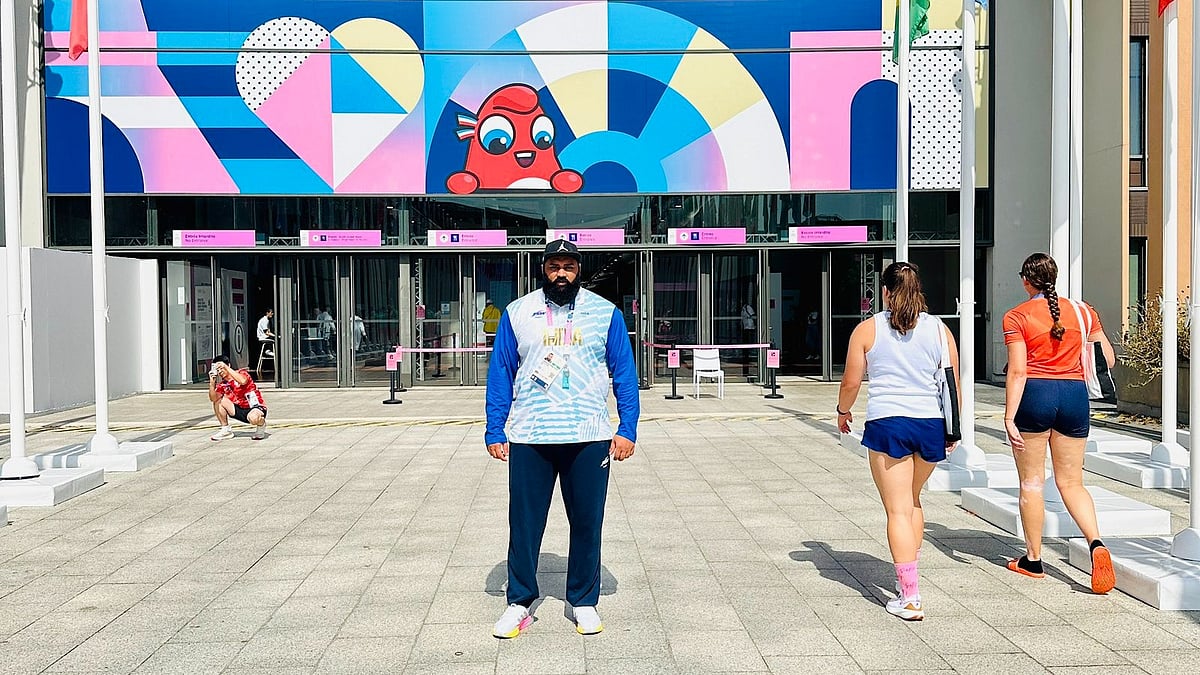 Photo: X | Tajinderpal Singh Toor : Indian shot put player Tajinderpal Singh Toor in Paris.